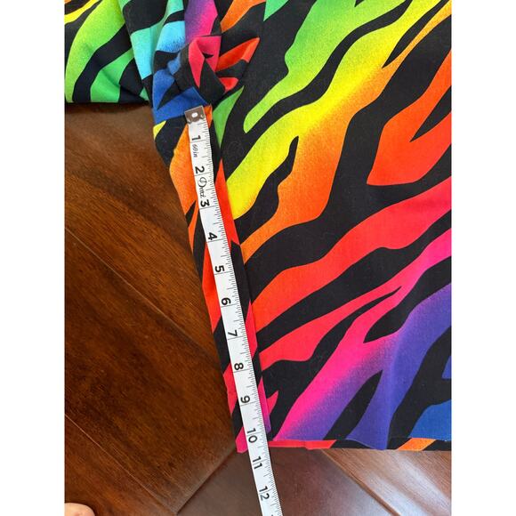 Royally Awesome NWOT Rainbow Zebra Cotton Blend Flat Front Shorts size 44 - Picture 14 of 15